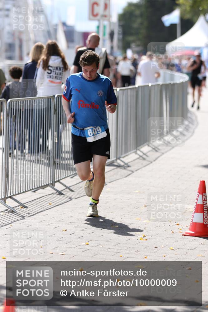 16.08.2026 - KN Förde Triathlon 2026 Antke Förster http://msf.ph/oto/10000009 16.08.2026 13:59:25 Laufen  meine-sportfotos.de