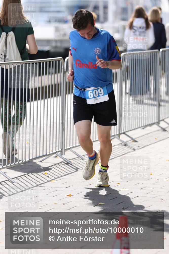16.08.2026 - KN Förde Triathlon 2026 Antke Förster http://msf.ph/oto/10000010 16.08.2026 13:59:26 Laufen  meine-sportfotos.de