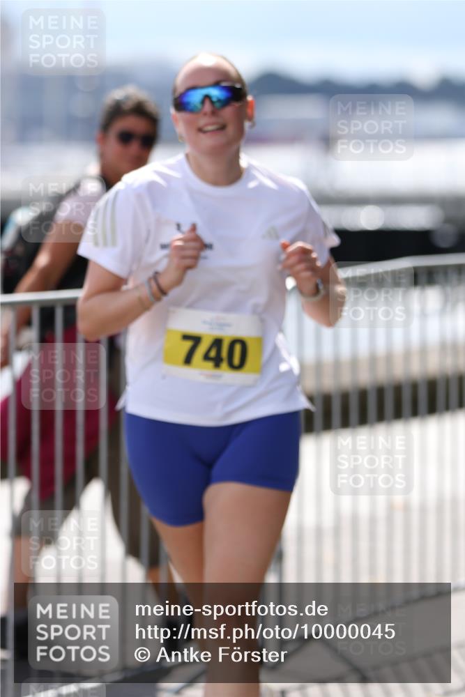 16.08.2026 - KN Förde Triathlon 2026 Antke Förster http://msf.ph/oto/10000045 16.08.2026 14:00:02 Laufen  meine-sportfotos.de