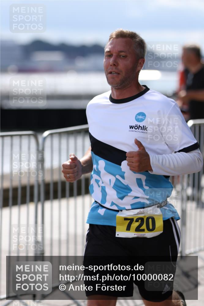 16.08.2026 - KN Förde Triathlon 2026 Antke Förster http://msf.ph/oto/10000082 16.08.2026 14:01:03 Laufen  meine-sportfotos.de