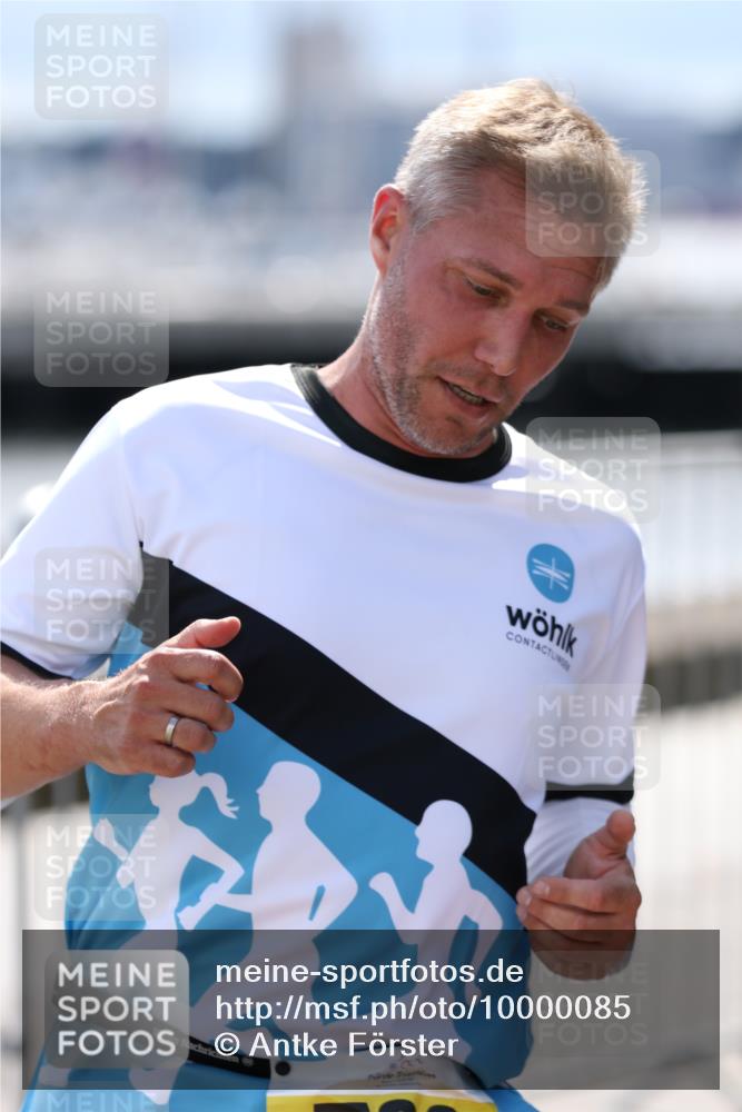 16.08.2026 - KN Förde Triathlon 2026 Antke Förster http://msf.ph/oto/10000085 16.08.2026 14:01:04 Laufen  meine-sportfotos.de