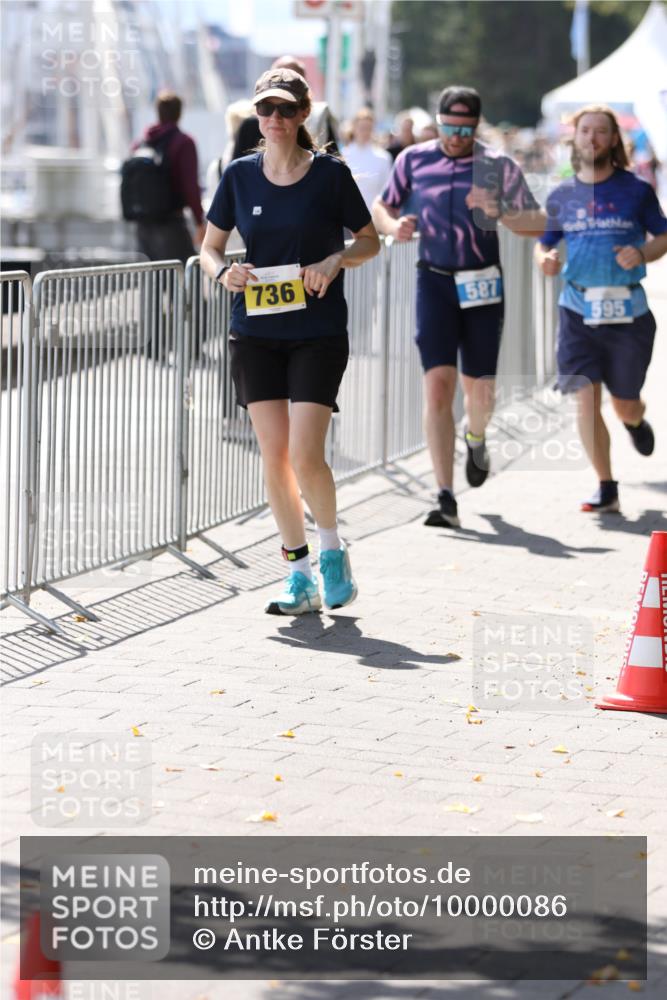 16.08.2026 - KN Förde Triathlon 2026 Antke Förster http://msf.ph/oto/10000086 16.08.2026 14:01:16 Laufen  meine-sportfotos.de