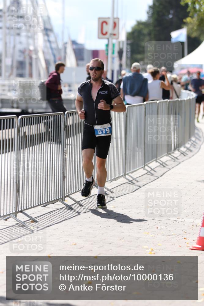 16.08.2026 - KN Förde Triathlon 2026 Antke Förster http://msf.ph/oto/10000136 16.08.2026 14:02:08 Laufen  meine-sportfotos.de