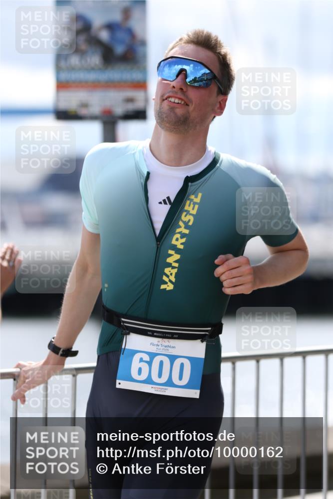 16.08.2026 - KN Förde Triathlon 2026 Antke Förster http://msf.ph/oto/10000162 16.08.2026 14:02:29 Laufen  meine-sportfotos.de