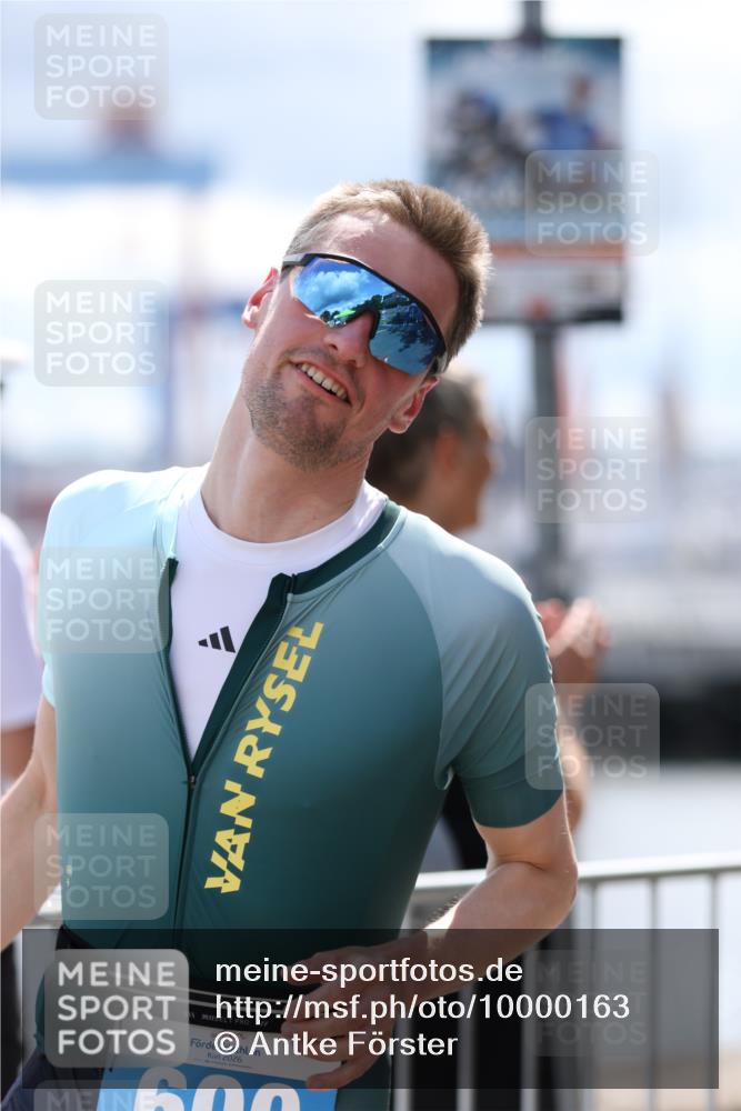 16.08.2026 - KN Förde Triathlon 2026 Antke Förster http://msf.ph/oto/10000163 16.08.2026 14:02:30 Laufen  meine-sportfotos.de