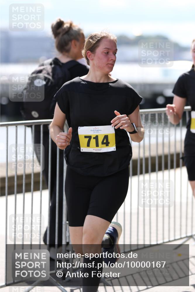 16.08.2026 - KN Förde Triathlon 2026 Antke Förster http://msf.ph/oto/10000167 16.08.2026 14:02:35 Laufen  meine-sportfotos.de