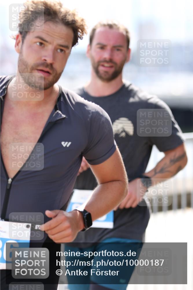 16.08.2026 - KN Förde Triathlon 2026 Antke Förster http://msf.ph/oto/10000187 16.08.2026 14:03:19 Laufen  meine-sportfotos.de