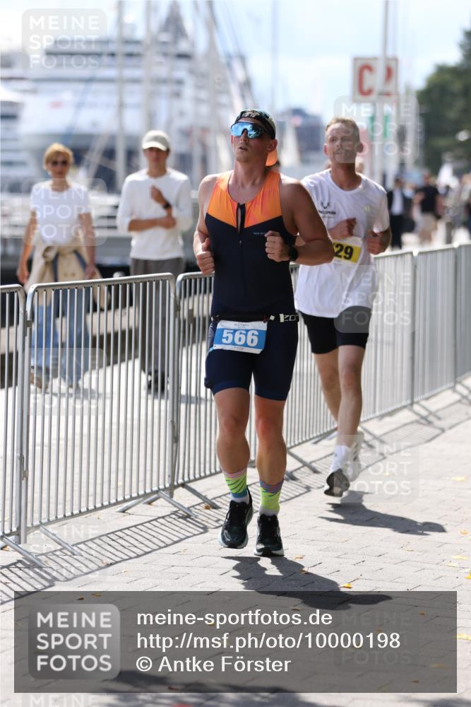 16.08.2026 - KN Förde Triathlon 2026 Antke Förster http://msf.ph/oto/10000198 16.08.2026 14:04:08 Laufen  meine-sportfotos.de