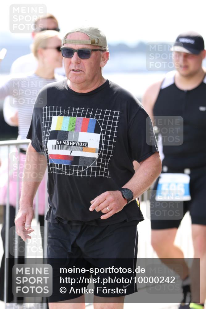 16.08.2026 - KN Förde Triathlon 2026 Antke Förster http://msf.ph/oto/10000242 16.08.2026 14:05:41 Laufen  meine-sportfotos.de