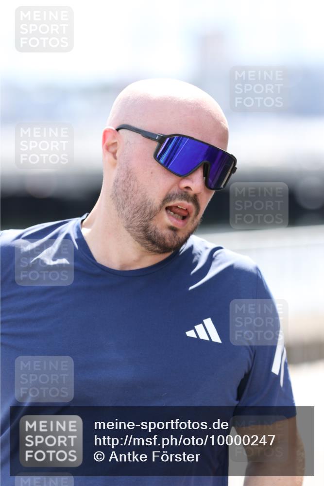 16.08.2026 - KN Förde Triathlon 2026 Antke Förster http://msf.ph/oto/10000247 16.08.2026 14:05:45 Laufen  meine-sportfotos.de