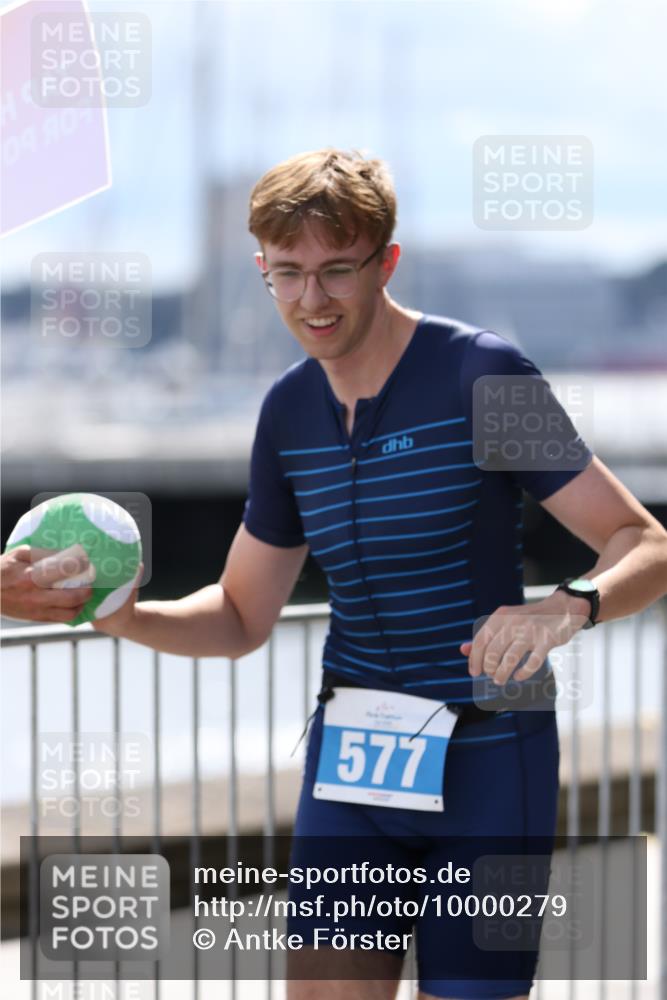 16.08.2026 - KN Förde Triathlon 2026 Antke Förster http://msf.ph/oto/10000279 16.08.2026 14:06:39 Laufen  meine-sportfotos.de