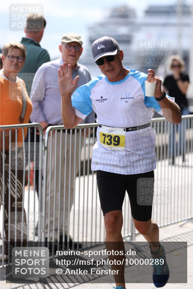 16.08.2026 - KN Förde Triathlon 2026 Antke Förster http://msf.ph/oto/10000289 16.08.2026 14:08:16 Laufen  meine-sportfotos.de
