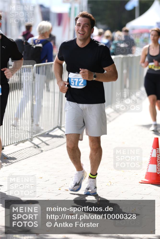 16.08.2026 - KN Förde Triathlon 2026 Antke Förster http://msf.ph/oto/10000328 16.08.2026 14:09:46 Laufen  meine-sportfotos.de