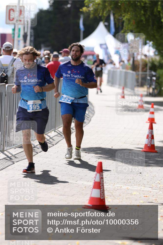 16.08.2026 - KN Förde Triathlon 2026 Antke Förster http://msf.ph/oto/10000356 16.08.2026 14:11:00 Laufen  meine-sportfotos.de