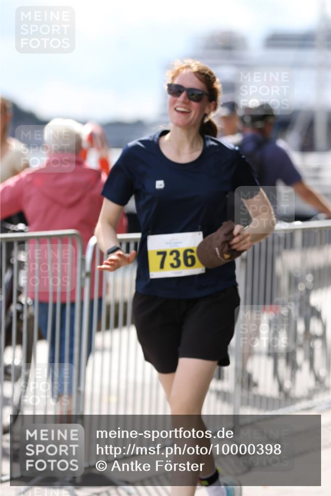 16.08.2026 - KN Förde Triathlon 2026 Antke Förster http://msf.ph/oto/10000398 16.08.2026 14:13:02 Laufen  meine-sportfotos.de