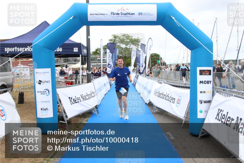 16.08.2026 - KN Förde Triathlon 2026 Markus Tischler http://msf.ph/oto/10000418 16.08.2026 12:19:01 Ziel 385, 401, 385, 401 meine-sportfotos.de
