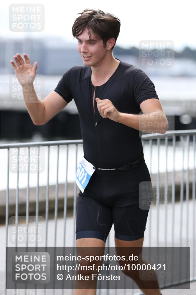 16.08.2026 - KN Förde Triathlon 2026 Antke Förster http://msf.ph/oto/10000421 16.08.2026 14:13:46 Laufen  meine-sportfotos.de