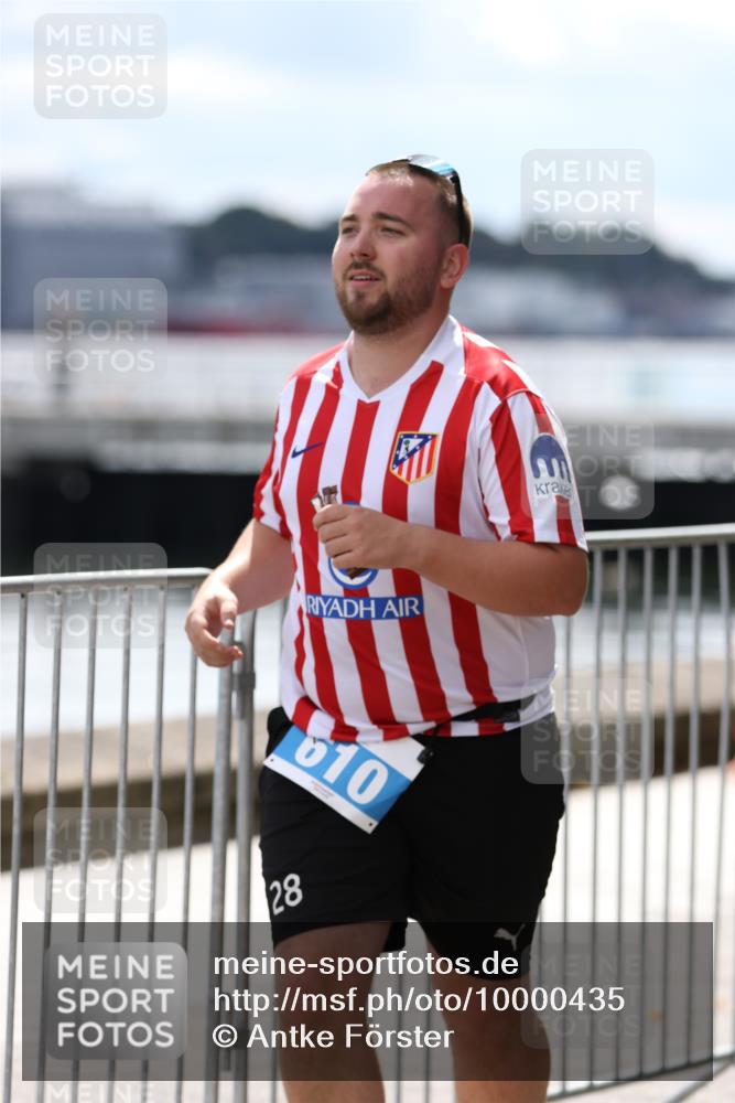 16.08.2026 - KN Förde Triathlon 2026 Antke Förster http://msf.ph/oto/10000435 16.08.2026 14:14:31 Laufen  meine-sportfotos.de