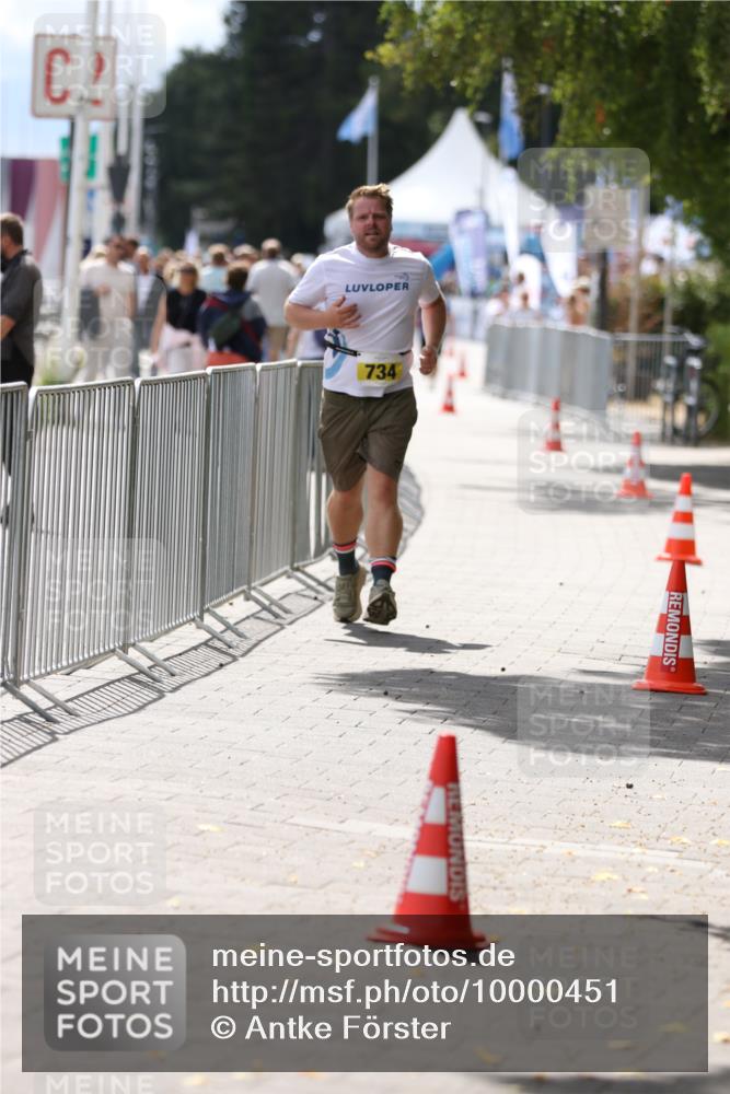 16.08.2026 - KN Förde Triathlon 2026 Antke Förster http://msf.ph/oto/10000451 16.08.2026 14:15:34 Laufen  meine-sportfotos.de