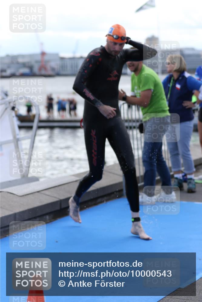 16.08.2026 - KN Förde Triathlon 2026 Antke Förster http://msf.ph/oto/10000543 16.08.2026 14:48:18 Schwimmen 5, 7, 11 meine-sportfotos.de