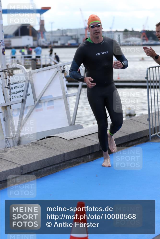 16.08.2026 - KN Förde Triathlon 2026 Antke Förster http://msf.ph/oto/10000568 16.08.2026 14:49:12 Schwimmen 2, 3, 12, 13, 14, 8, 14 meine-sportfotos.de