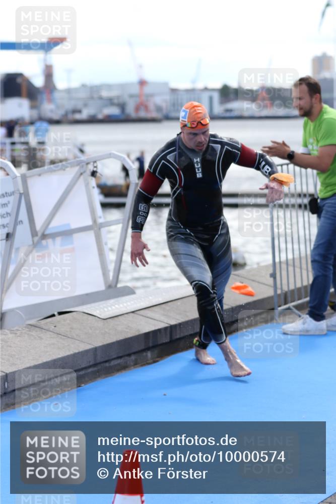 16.08.2026 - KN Förde Triathlon 2026 Antke Förster http://msf.ph/oto/10000574 16.08.2026 14:50:07 Schwimmen 4, 1, 9, 10 meine-sportfotos.de