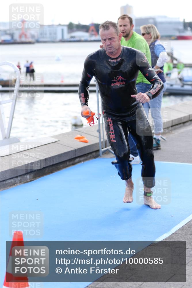 16.08.2026 - KN Förde Triathlon 2026 Antke Förster http://msf.ph/oto/10000585 16.08.2026 14:50:17 Schwimmen 1, 4, 10, 9, 10 meine-sportfotos.de