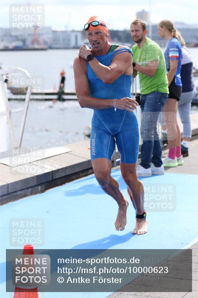 16.08.2026 - KN Förde Triathlon 2026 Antke Förster http://msf.ph/oto/10000623 16.08.2026 14:54:46 Schwimmen 24, 19, 22, 26, 27, 28, 31, 34, 35 meine-sportfotos.de