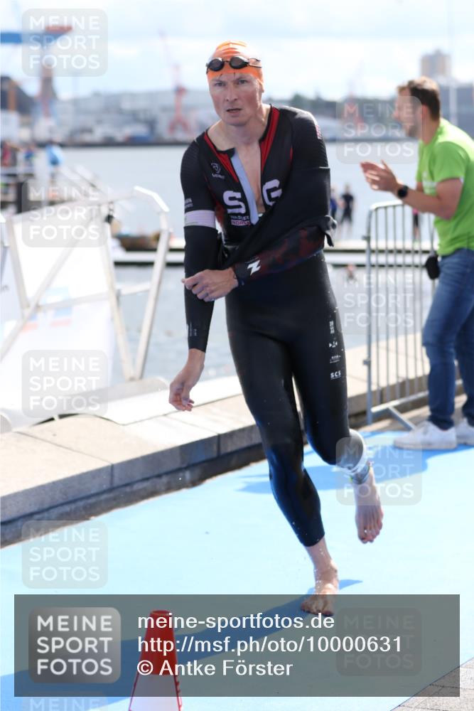 16.08.2026 - KN Förde Triathlon 2026 Antke Förster http://msf.ph/oto/10000631 16.08.2026 14:54:56 Schwimmen 22, 24, 31, 34, 19, 26, 27, 28, 30, 34, 35, 36 meine-sportfotos.de