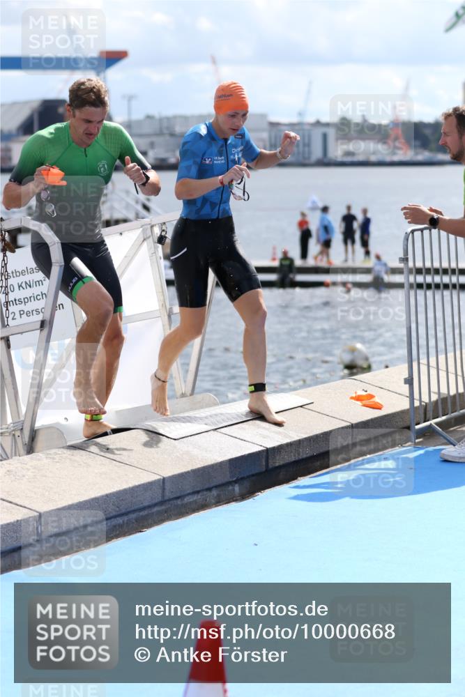 16.08.2026 - KN Förde Triathlon 2026 Antke Förster http://msf.ph/oto/10000668 16.08.2026 14:55:23 Schwimmen 19, 26, 27, 28, 30, 35, 36, 21, 23, 25, 29, 37 meine-sportfotos.de