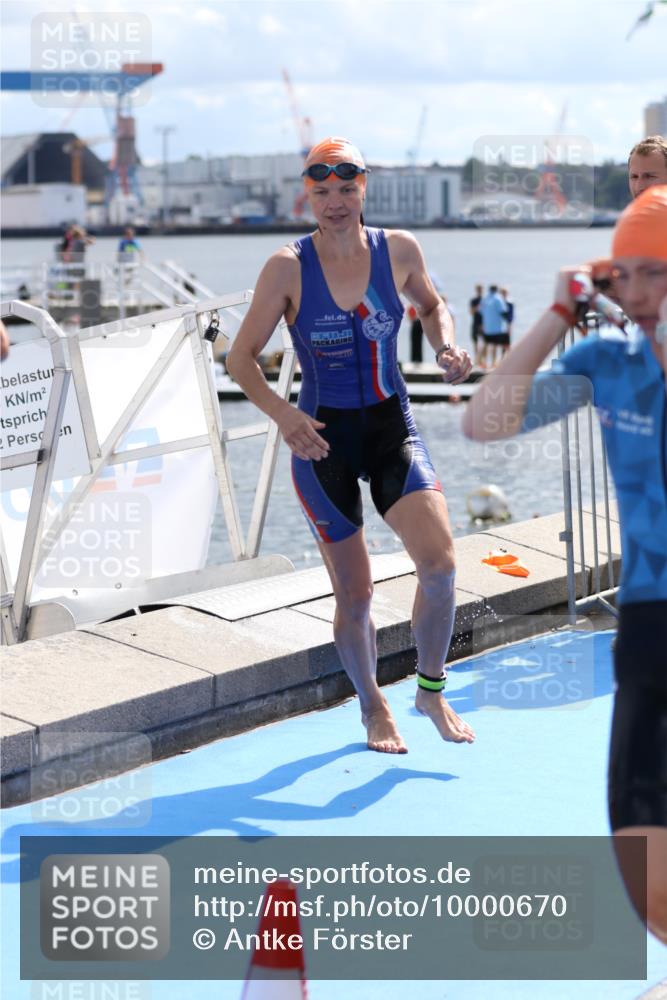 16.08.2026 - KN Förde Triathlon 2026 Antke Förster http://msf.ph/oto/10000670 16.08.2026 14:55:25 Schwimmen 19, 25, 26, 27, 28, 30, 35, 36, 37, 21, 23, 29 meine-sportfotos.de
