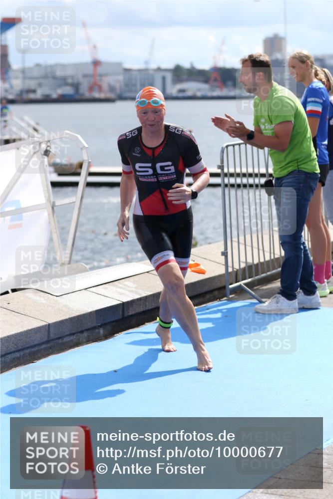 16.08.2026 - KN Förde Triathlon 2026 Antke Förster http://msf.ph/oto/10000677 16.08.2026 14:55:36 Schwimmen 21, 25, 30, 36, 37, 17, 18, 23, 29 meine-sportfotos.de