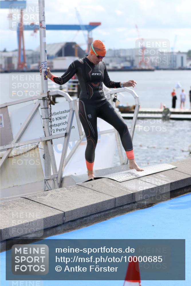 16.08.2026 - KN Förde Triathlon 2026 Antke Förster http://msf.ph/oto/10000685 16.08.2026 14:55:58 Schwimmen 18, 23, 29, 17, 32 meine-sportfotos.de