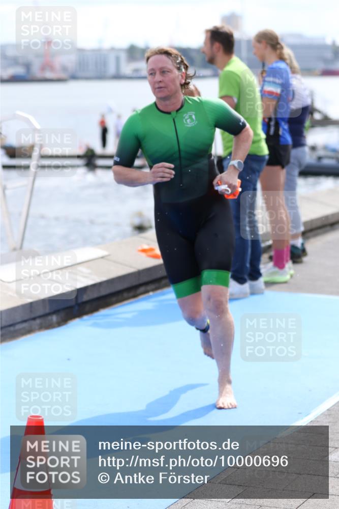 16.08.2026 - KN Förde Triathlon 2026 Antke Förster http://msf.ph/oto/10000696 16.08.2026 14:56:02 Schwimmen 17, 18, 23, 29, 32 meine-sportfotos.de