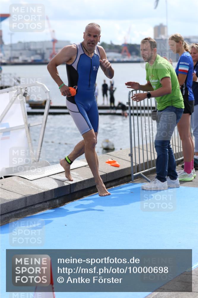 16.08.2026 - KN Förde Triathlon 2026 Antke Förster http://msf.ph/oto/10000698 16.08.2026 14:56:08 Schwimmen 17, 18, 32 meine-sportfotos.de