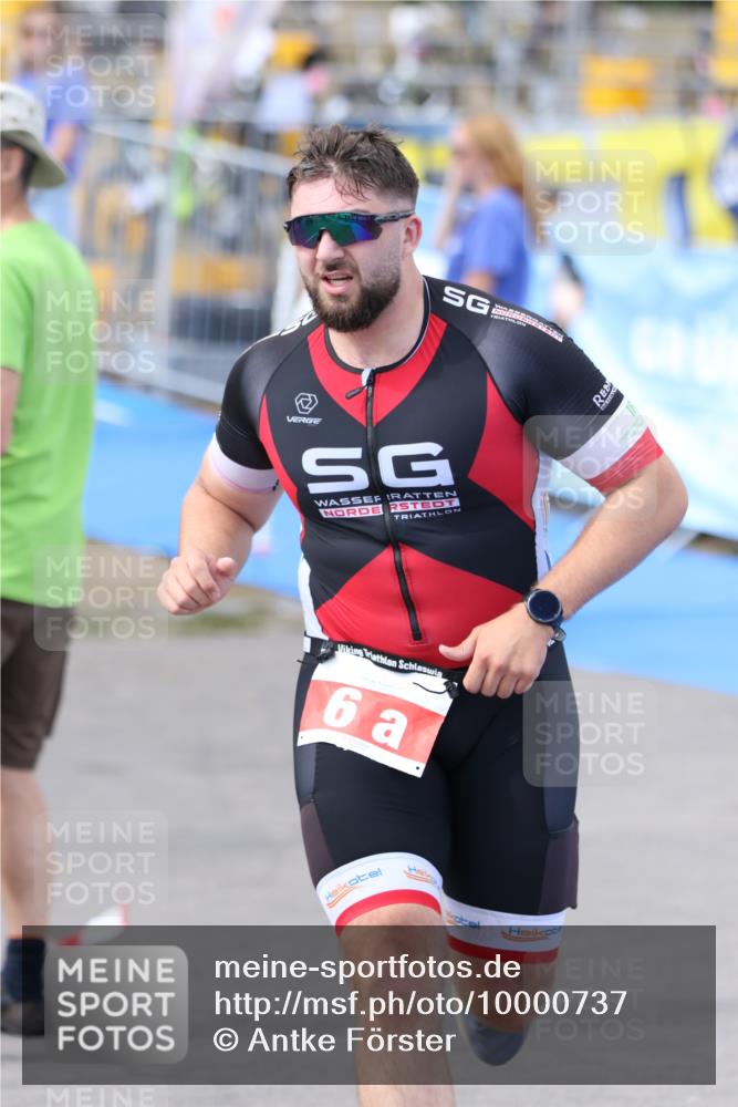 16.08.2026 - KN Förde Triathlon 2026 Antke Förster http://msf.ph/oto/10000737 16.08.2026 15:05:21 Laufen  meine-sportfotos.de
