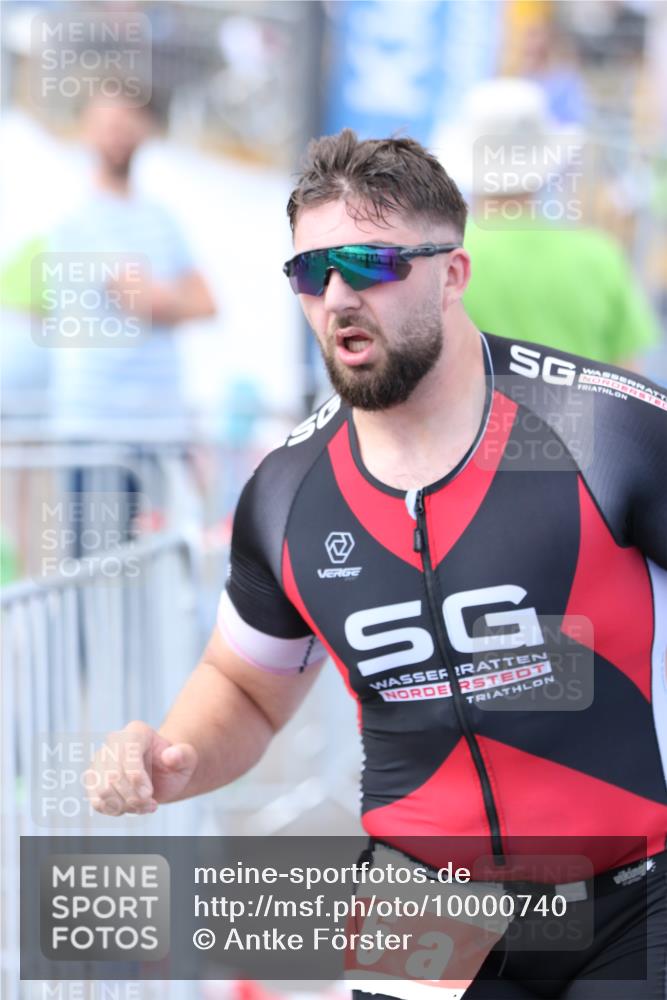16.08.2026 - KN Förde Triathlon 2026 Antke Förster http://msf.ph/oto/10000740 16.08.2026 15:05:22 Laufen  meine-sportfotos.de