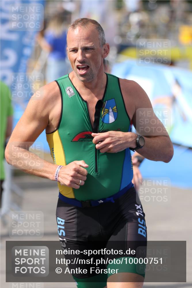 16.08.2026 - KN Förde Triathlon 2026 Antke Förster http://msf.ph/oto/10000751 16.08.2026 15:06:11 Laufen  meine-sportfotos.de