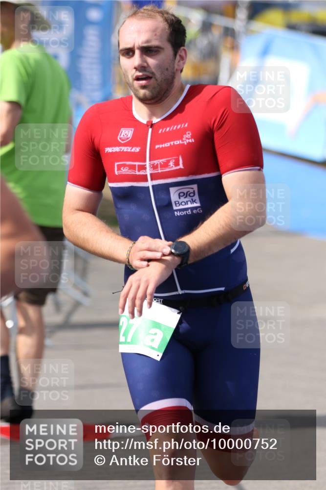 16.08.2026 - KN Förde Triathlon 2026 Antke Förster http://msf.ph/oto/10000752 16.08.2026 15:06:12 Laufen  meine-sportfotos.de