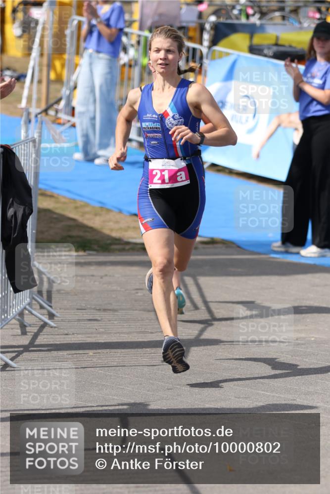 16.08.2026 - KN Förde Triathlon 2026 Antke Förster http://msf.ph/oto/10000802 16.08.2026 15:08:14 Laufen  meine-sportfotos.de