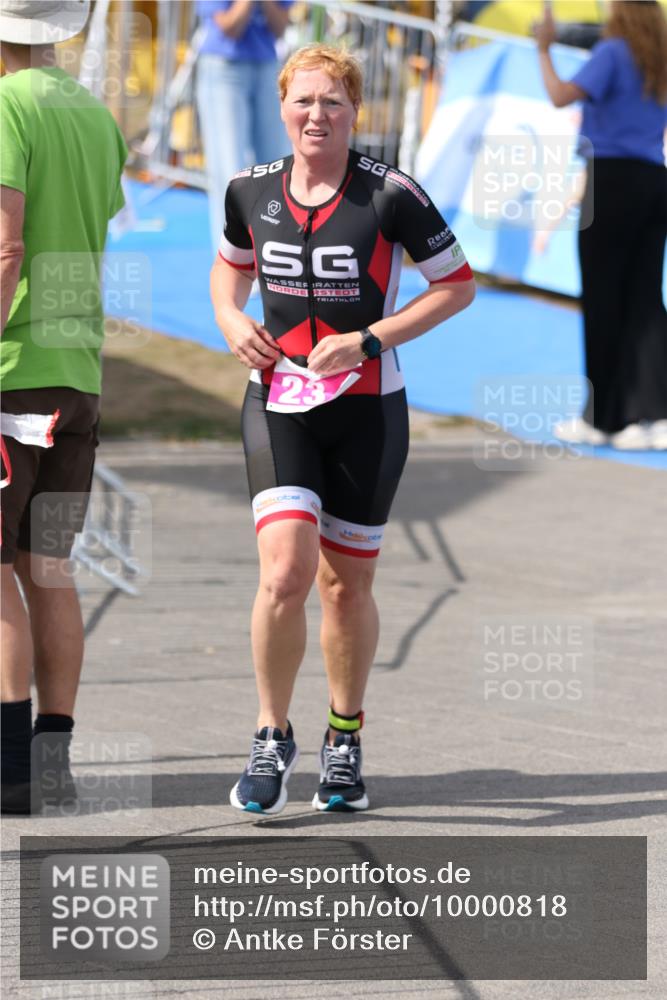 16.08.2026 - KN Förde Triathlon 2026 Antke Förster http://msf.ph/oto/10000818 16.08.2026 15:08:43 Laufen  meine-sportfotos.de