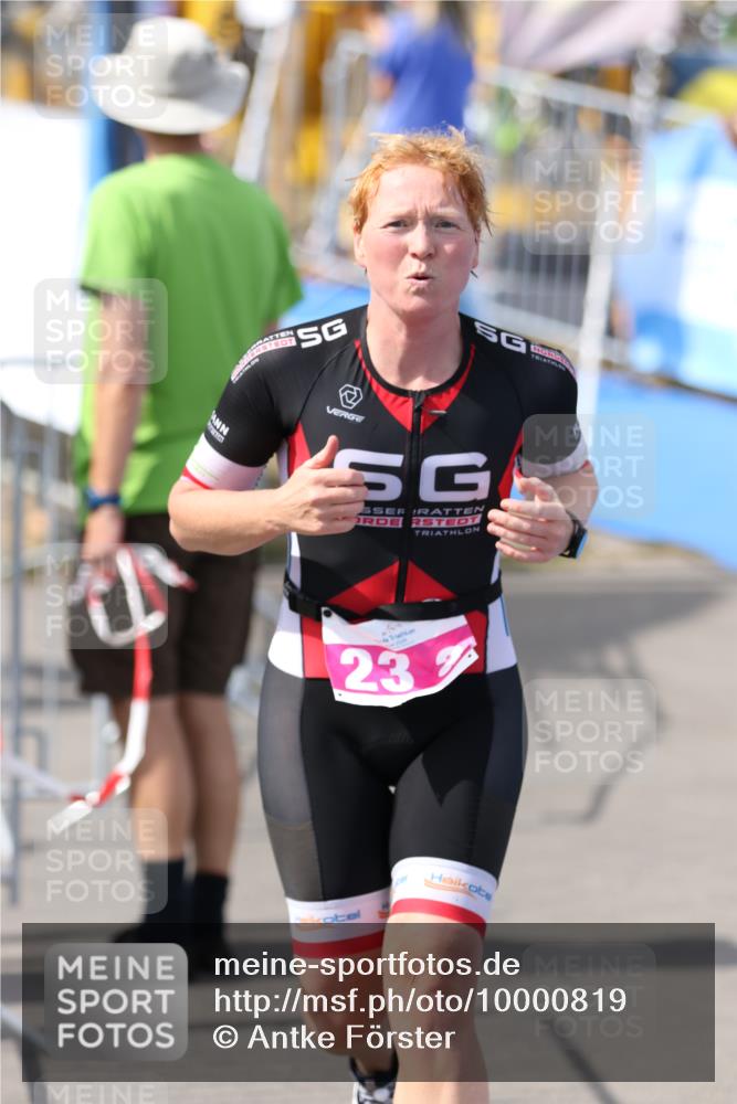 16.08.2026 - KN Förde Triathlon 2026 Antke Förster http://msf.ph/oto/10000819 16.08.2026 15:08:44 Laufen  meine-sportfotos.de