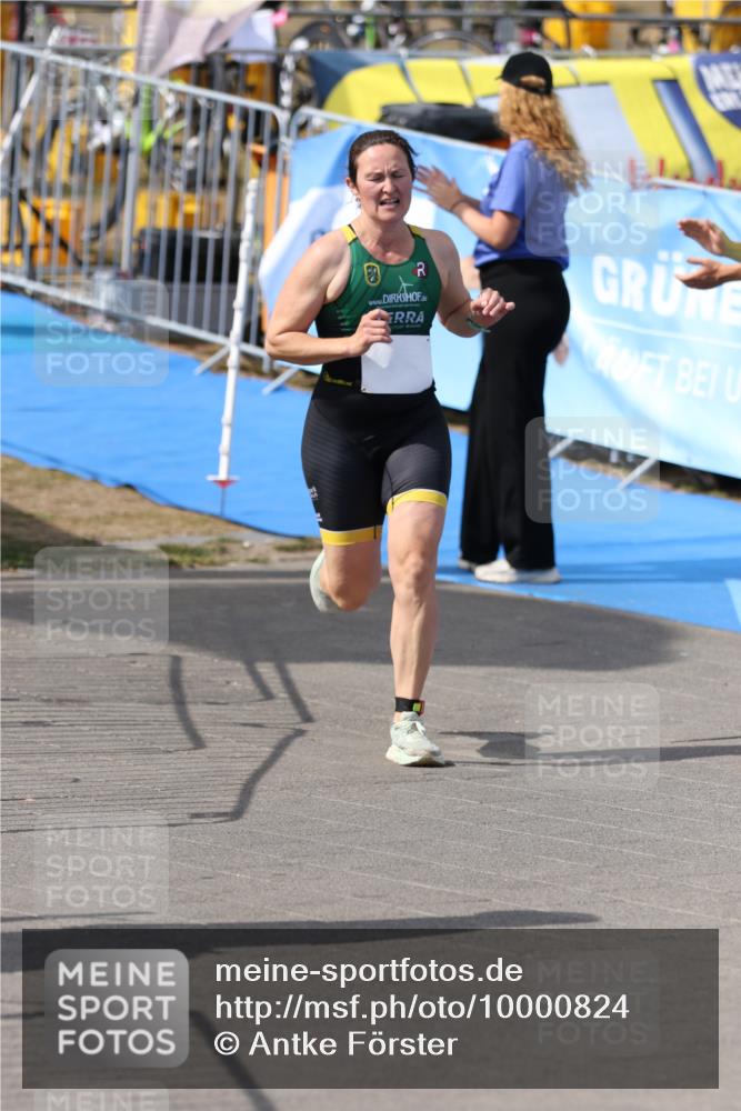 16.08.2026 - KN Förde Triathlon 2026 Antke Förster http://msf.ph/oto/10000824 16.08.2026 15:08:53 Laufen  meine-sportfotos.de
