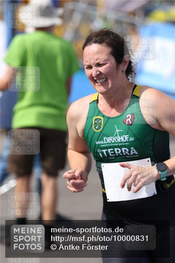 16.08.2026 - KN Förde Triathlon 2026 Antke Förster http://msf.ph/oto/10000831 16.08.2026 15:08:56 Laufen  meine-sportfotos.de