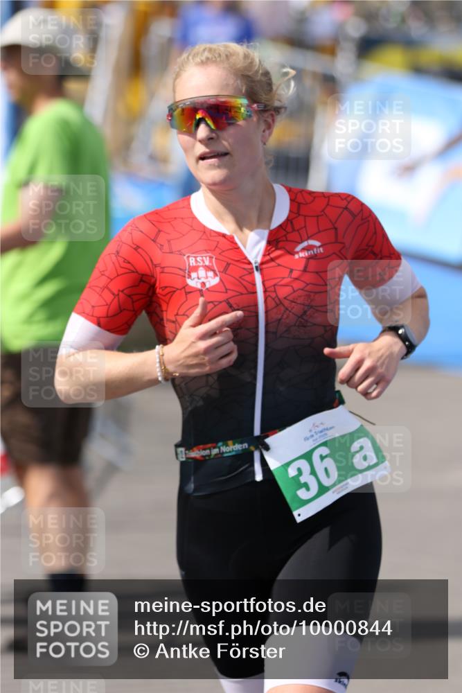 16.08.2026 - KN Förde Triathlon 2026 Antke Förster http://msf.ph/oto/10000844 16.08.2026 15:09:17 Laufen  meine-sportfotos.de