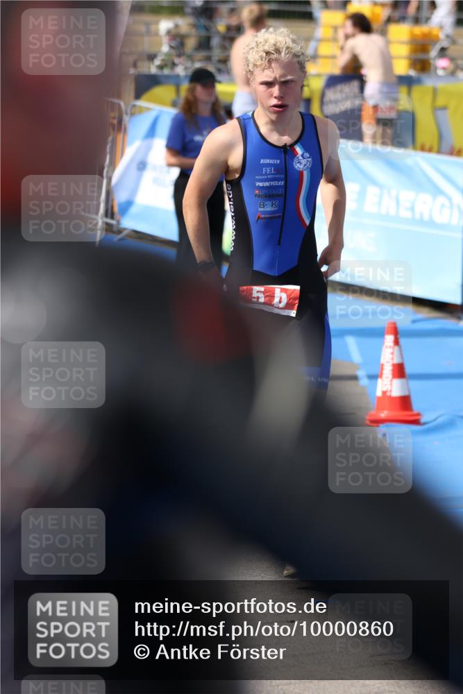 16.08.2026 - KN Förde Triathlon 2026 Antke Förster http://msf.ph/oto/10000860 16.08.2026 15:22:09 Laufen  meine-sportfotos.de