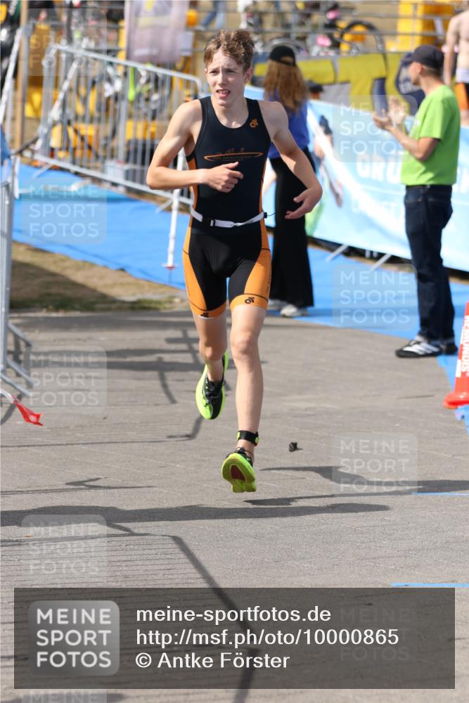 16.08.2026 - KN Förde Triathlon 2026 Antke Förster http://msf.ph/oto/10000865 16.08.2026 15:22:18 Laufen  meine-sportfotos.de