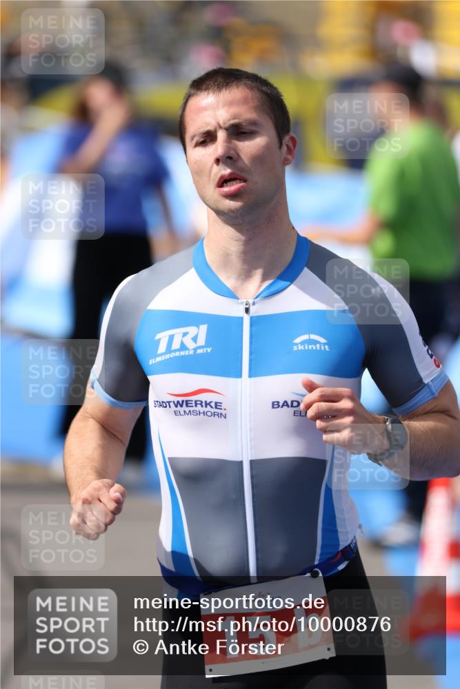 16.08.2026 - KN Förde Triathlon 2026 Antke Förster http://msf.ph/oto/10000876 16.08.2026 15:24:01 Laufen  meine-sportfotos.de