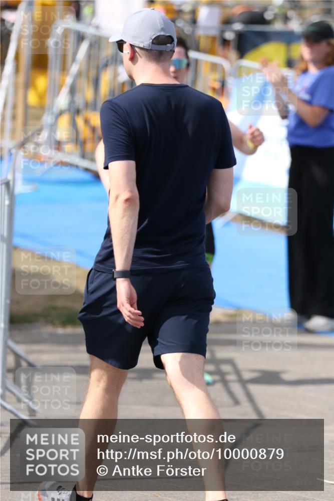 16.08.2026 - KN Förde Triathlon 2026 Antke Förster http://msf.ph/oto/10000879 16.08.2026 15:24:12 Laufen  meine-sportfotos.de