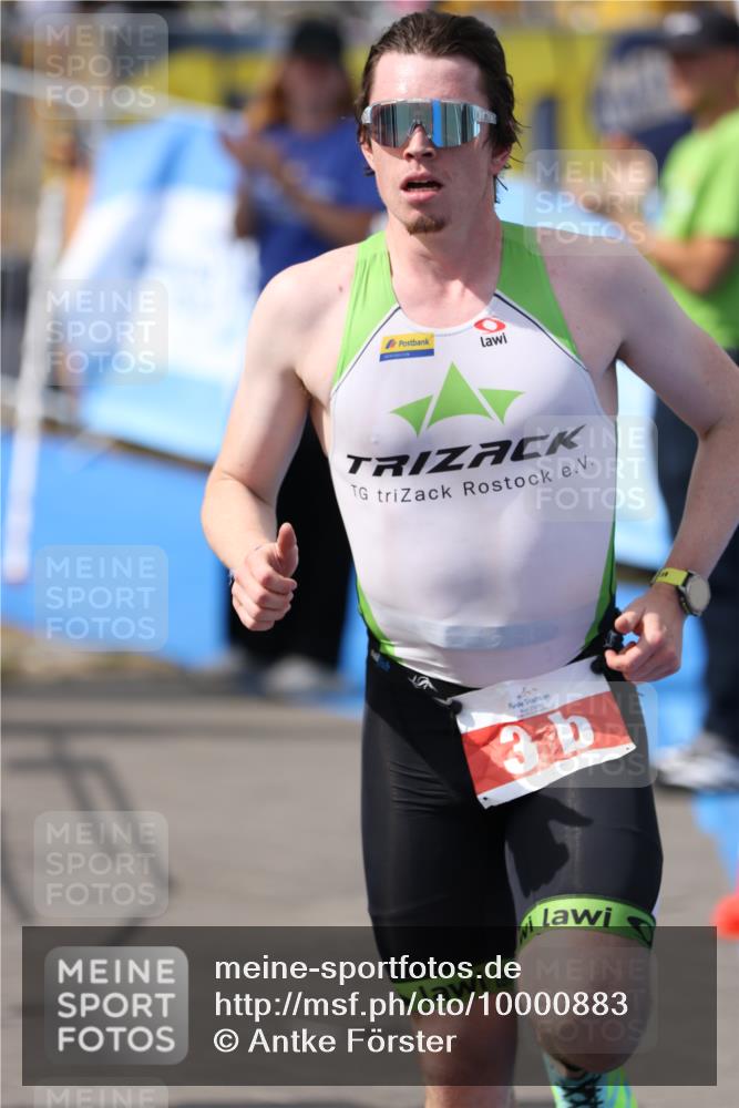 16.08.2026 - KN Förde Triathlon 2026 Antke Förster http://msf.ph/oto/10000883 16.08.2026 15:24:13 Laufen  meine-sportfotos.de